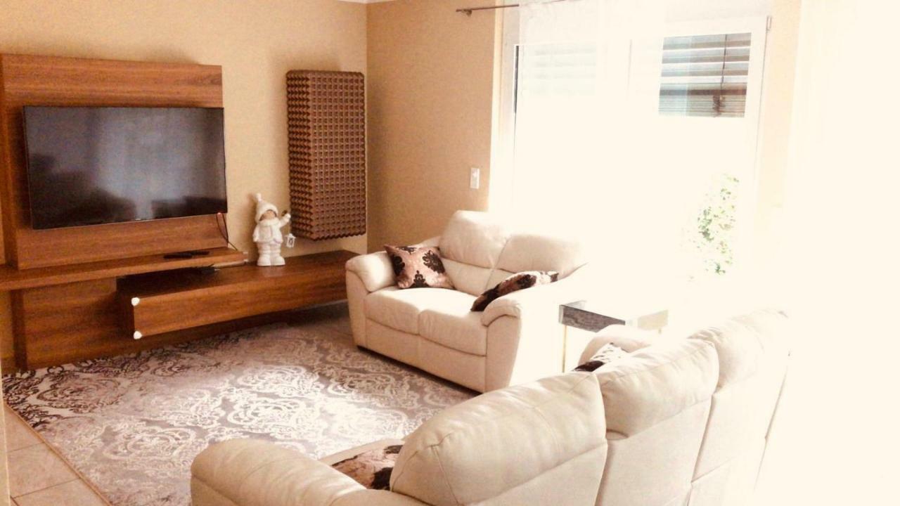 Alpen Panorama View Luxury House With Green Garden بيوشس المظهر الخارجي الصورة